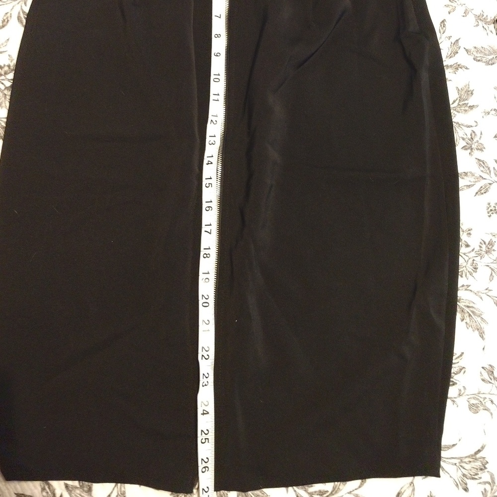 Express Dress - Picture 2 of 6